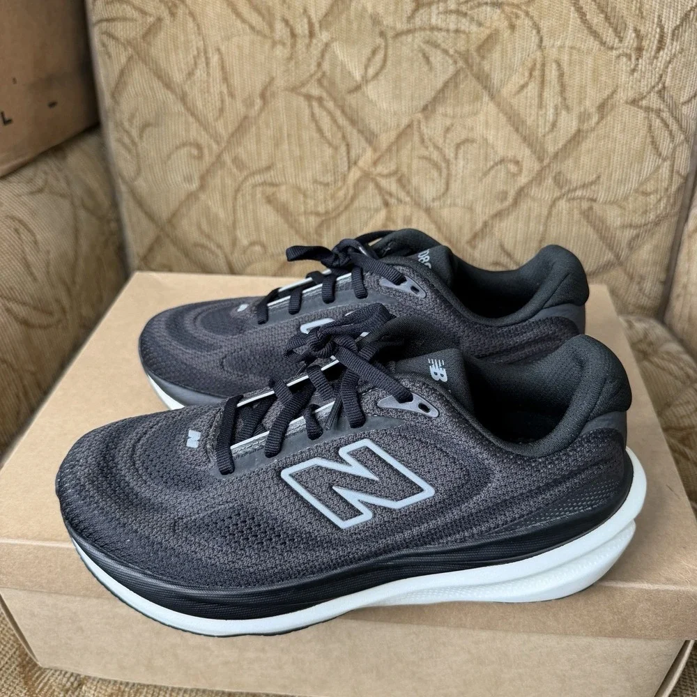 New Balance Fresh Foam X 1080v15 Black Women's Running Shoes 6.5 B W1080815 EUC!